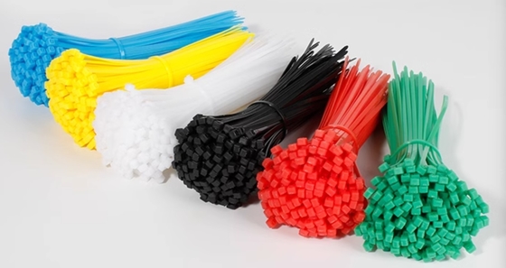 2.5*200 PA66 Color Adjustable Self Locking Nylon Cable Zip Ties 200mm Durable For Industrial