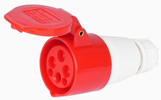 4 Pole 32A Industrieanschluss IP67 380v wasserdichte bewegliche Steckdose